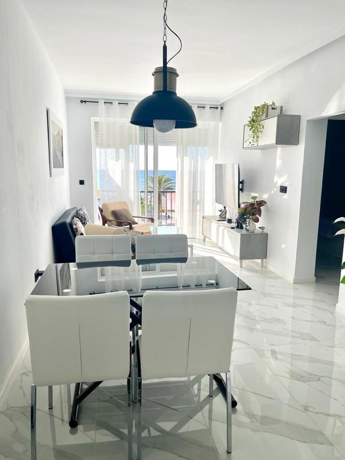 Jazmin Del Mar Apartment ตอร์เรโมลิโนส ภายนอก รูปภาพ