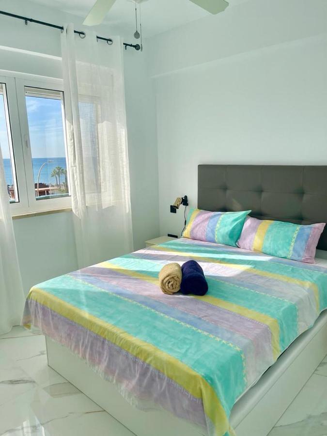 Jazmin Del Mar Apartment ตอร์เรโมลิโนส ภายนอก รูปภาพ