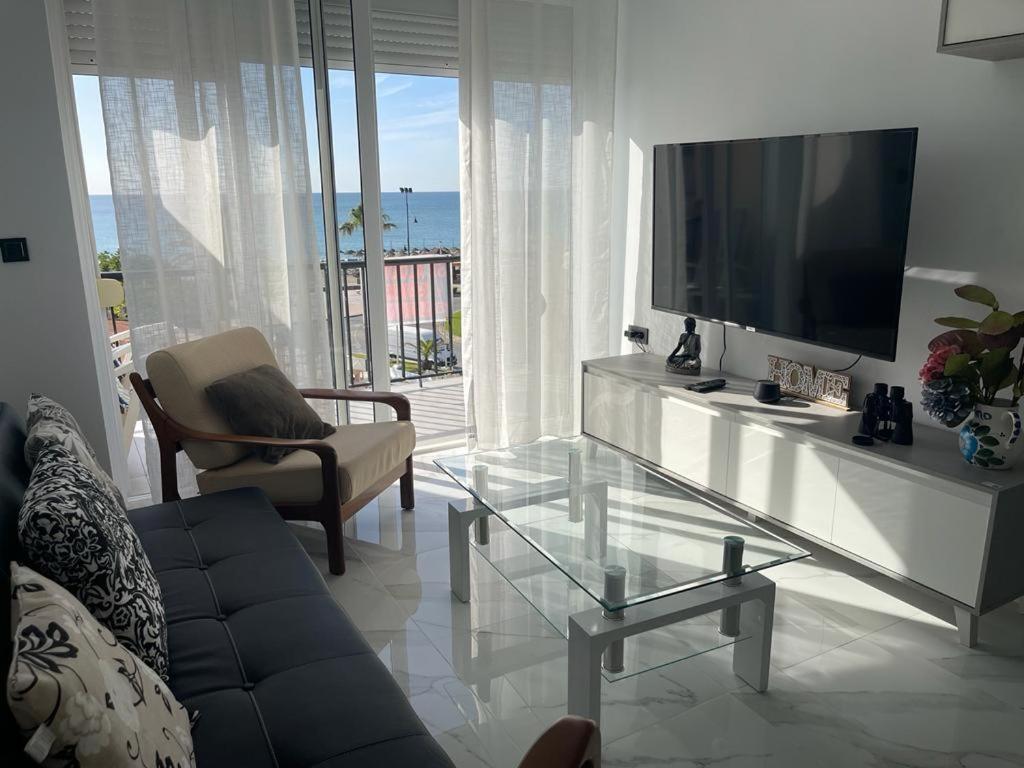 Jazmin Del Mar Apartment ตอร์เรโมลิโนส ภายนอก รูปภาพ